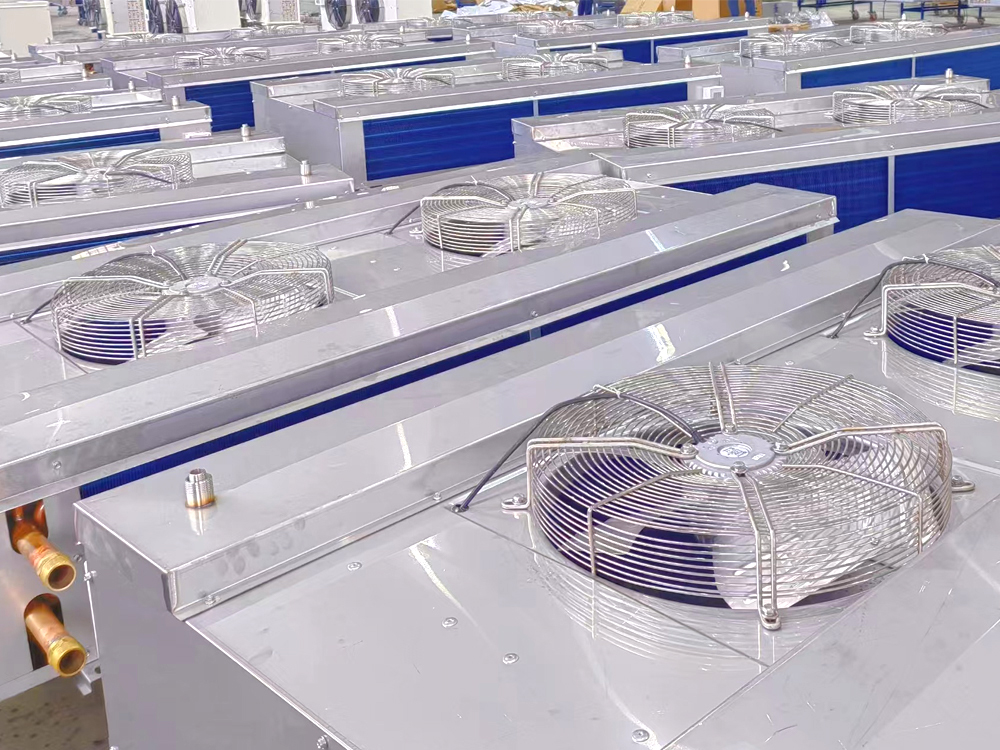 Roestvrijstalen behuizing met dubbele zijuitblaas en hydrofiele luchtkoeler van aluminiumfolie