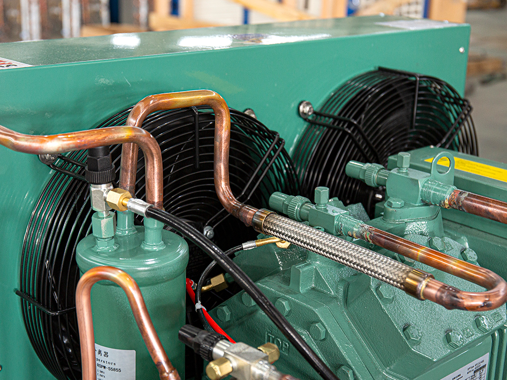6 PK condensorunit met open pakking 6 PK condensorunit met open pakking
